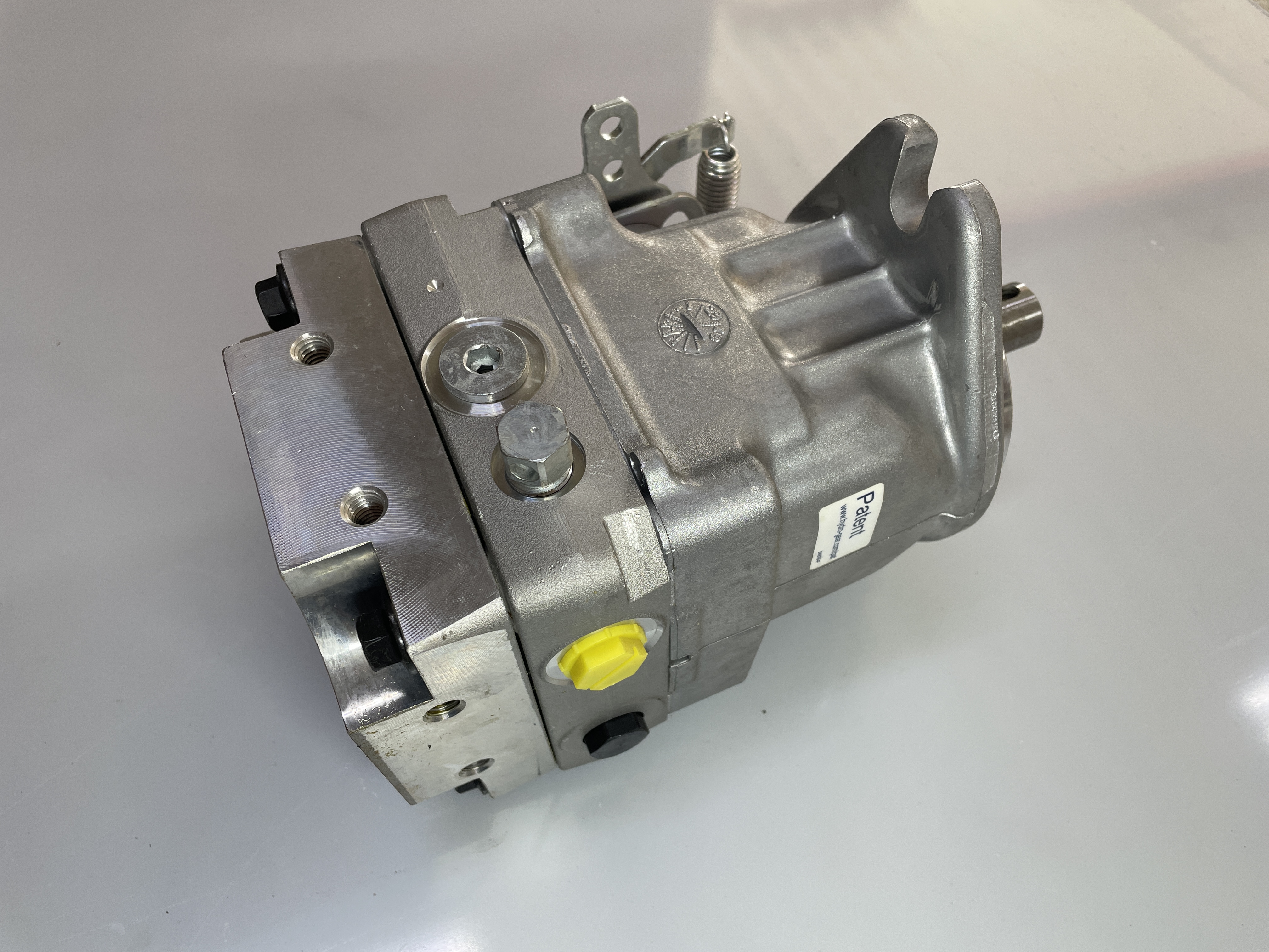 Pompe Hydro-Gear série TB, TB-MCCA-XXXX-46NX